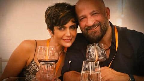 Mandira Bedi remembers late husband Raj Kaushal with 'heartbroken' post Mandira Bedi remembers late husband Raj Kaushal with 'heartbroken' post