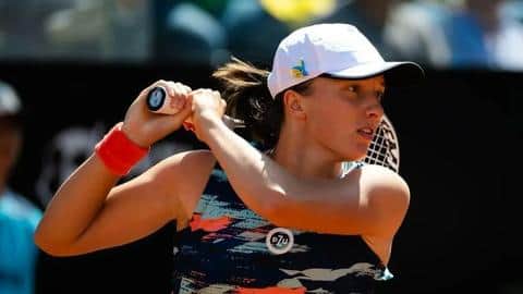 Italian Open: Swiatek marches on; Collins ousts Halep Italian Open: Swiatek marches on; Collins ousts Halep