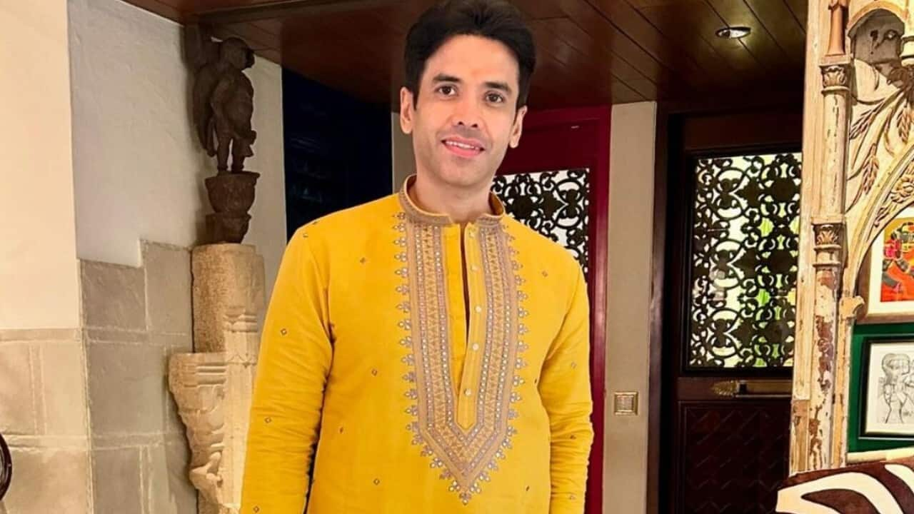 Tusshar Kapoor's Facebook accounts hacked; actor issues statement