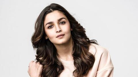 Alia Bhatt tests positive for coronavirus, shares note with fans Alia Bhatt tests positive for coronavirus, shares note with fans