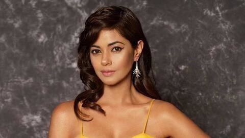 Did not pose as frontline worker for vaccination: Meera Chopra Did not pose as frontline worker for vaccination: Meera Chopra