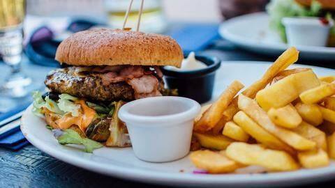 Maharashtra- Junk food in school canteens banned Maharashtra- Junk food in school canteens banned