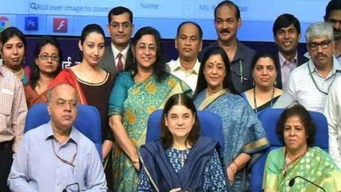 DWCD issues show-cause notice to 49 officials for coming late DWCD issues show-cause notice to 49 officials for coming late