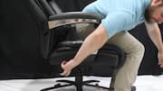 Swiveling your desk chair isn't just a boring work
