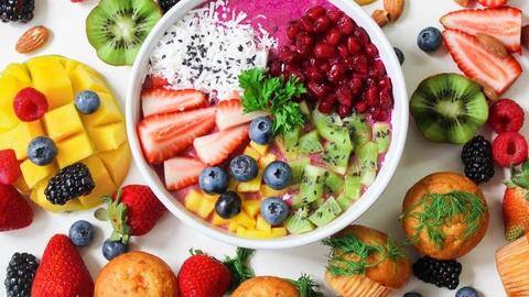Follow these diet plans to stay healthy and fit Follow these diet plans to stay healthy and fit