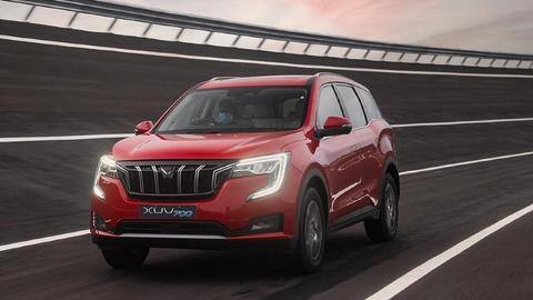 Mahindra rejigs features of the XUV700 SUV in India Mahindra rejigs features of the XUV700 SUV in India