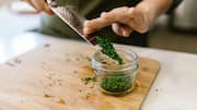 How to grow healthy chives in pots
