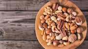 Almonds v/s pecans: Which is healthier?