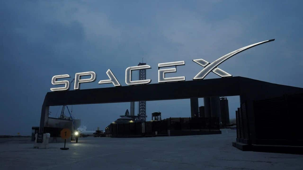 SpaceX urges Taiwanese suppliers to relocate amid geopolitical concerns