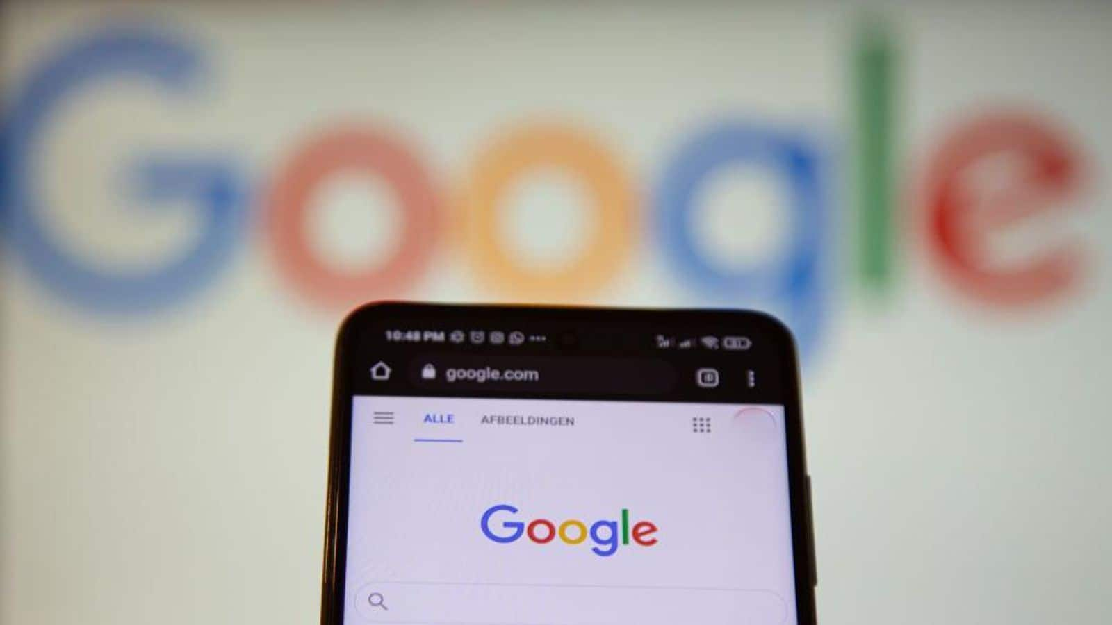 Google accused of manipulating search results to thwart rival services