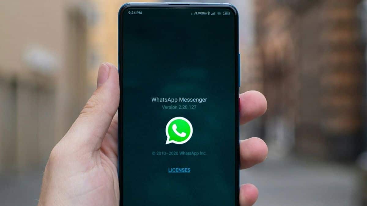 Say goodbye to boring texts: WhatsApp's video notes are here