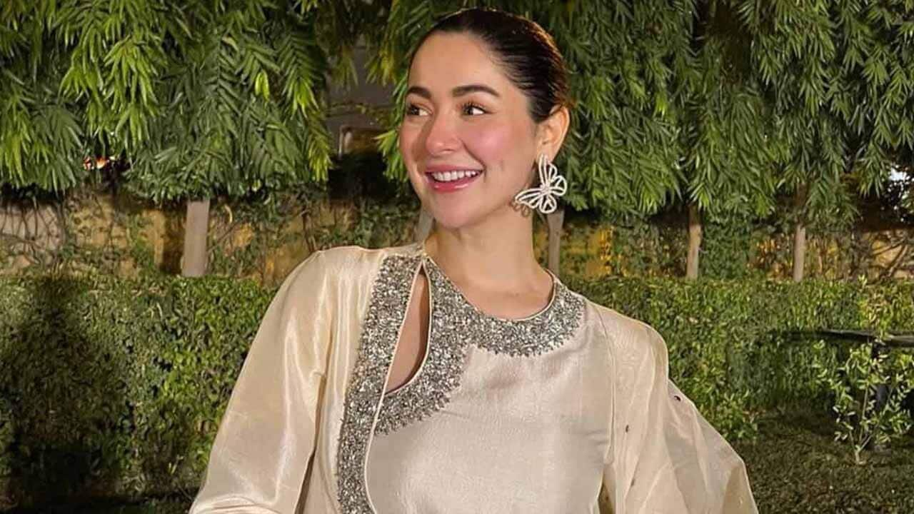 Hania Aamir planning Bollywood debut with Karan Johar? She responds