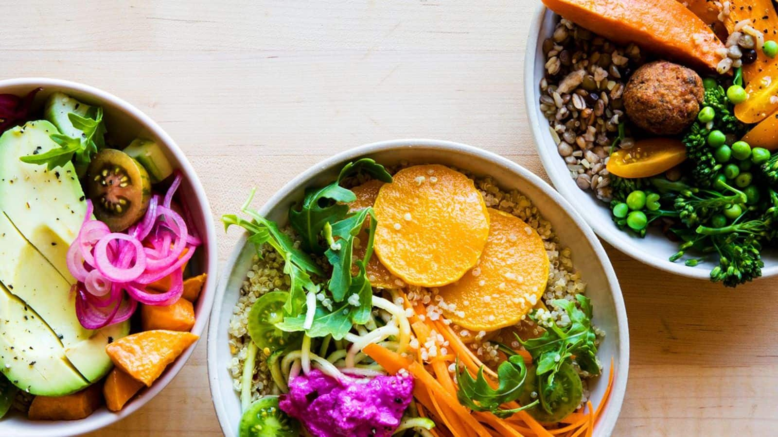 Savor these vegan intermittent fasting salad bowls