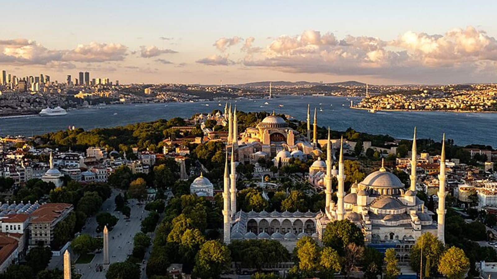 Discover Istanbul's historic peninsula: Top recommendations
