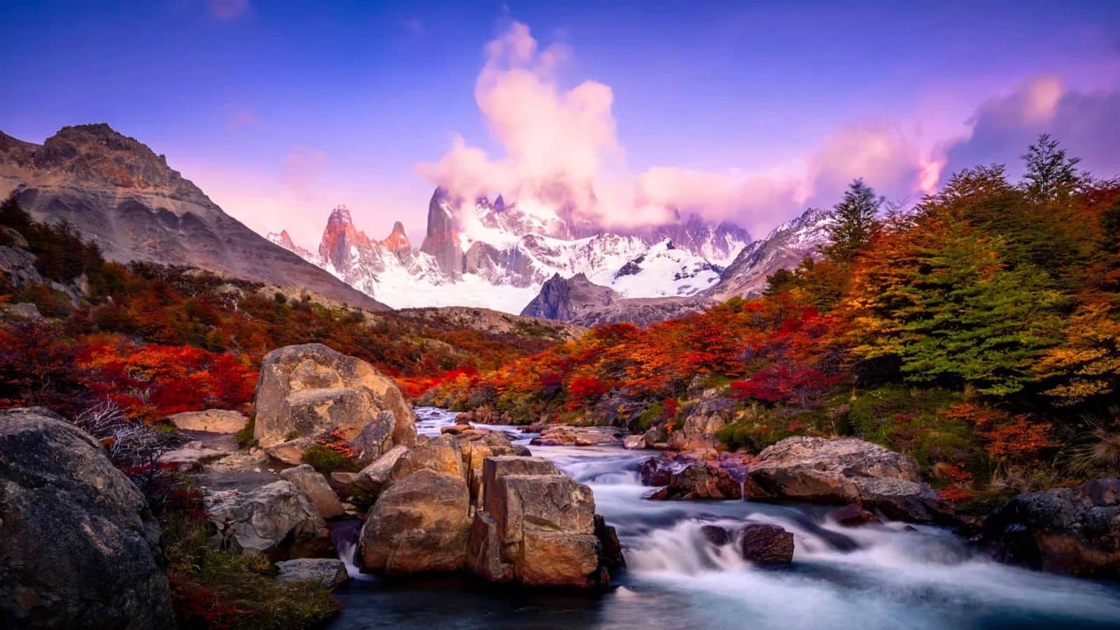 Patagonia's autumnal hiking wonders