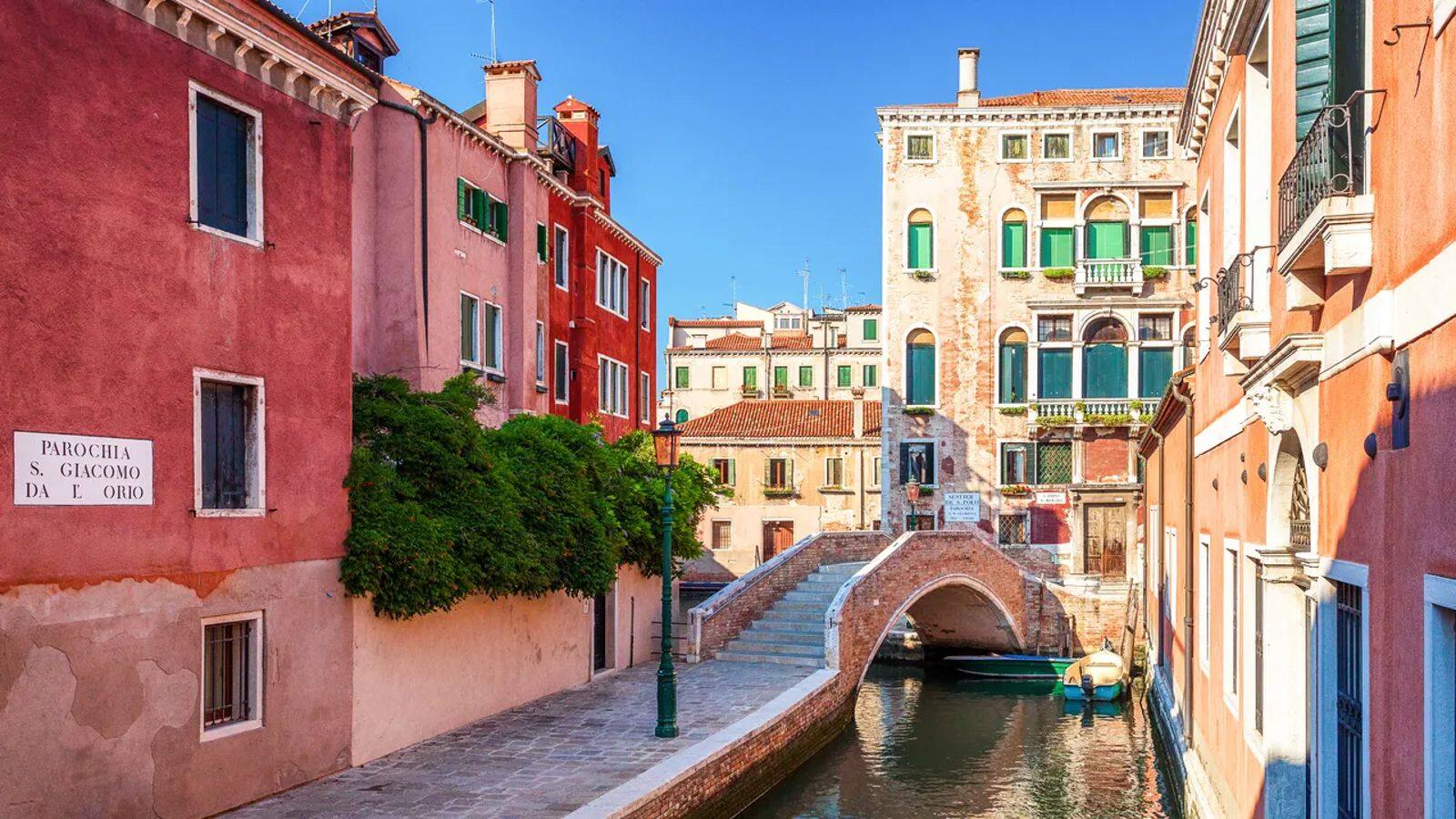 Witness Venice's tranquil canal charm with this travel guide