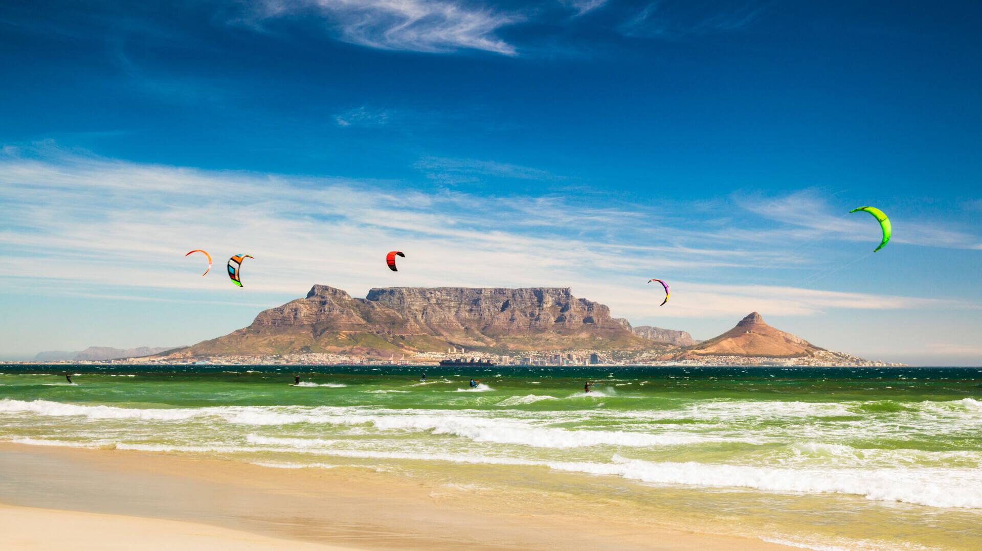 Cape Town's exhilarating kite-surfing spots