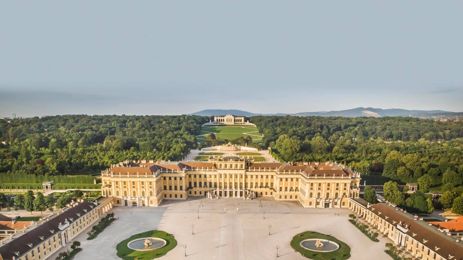 Places to visit in Vienna to witness its imperial grandeur