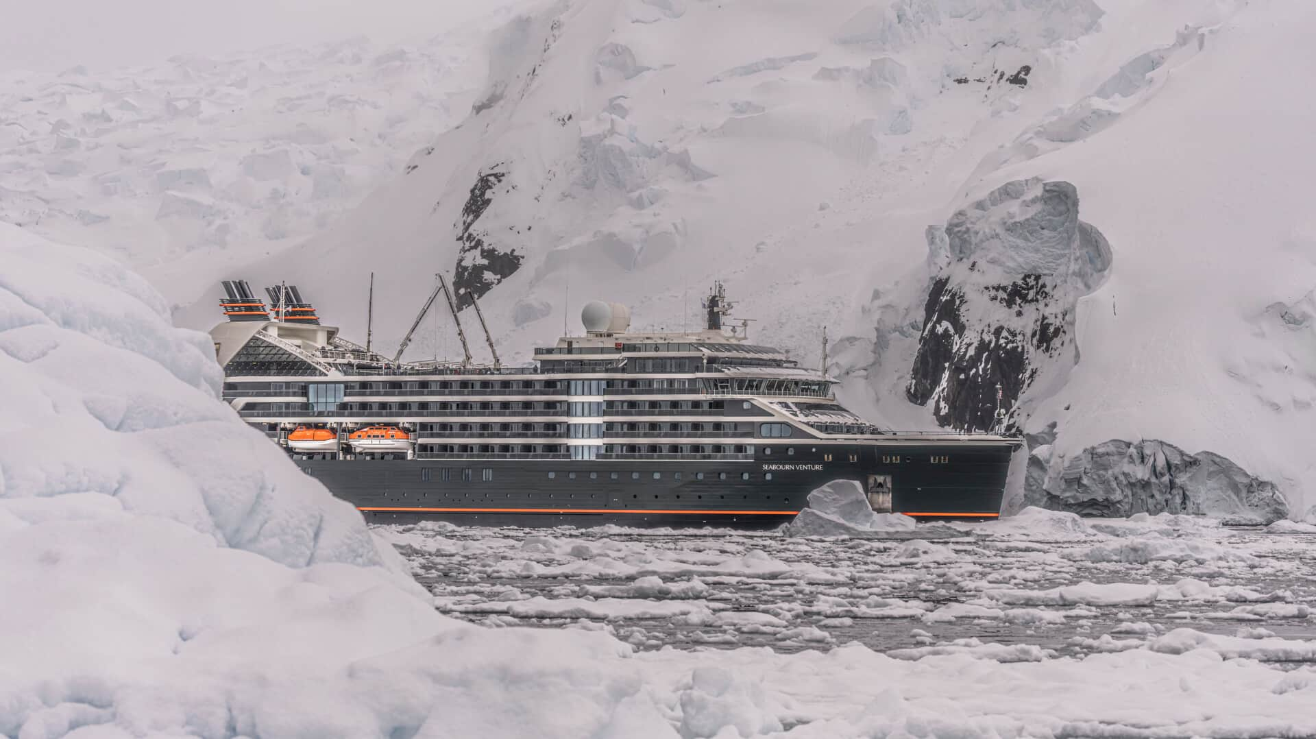 Antarctic expedition cruise: Journey through Earth's final frontier