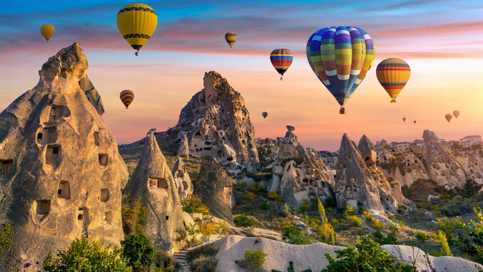 Soaring skies: Enjoy hot air ballooning in Cappadocia, Turkey