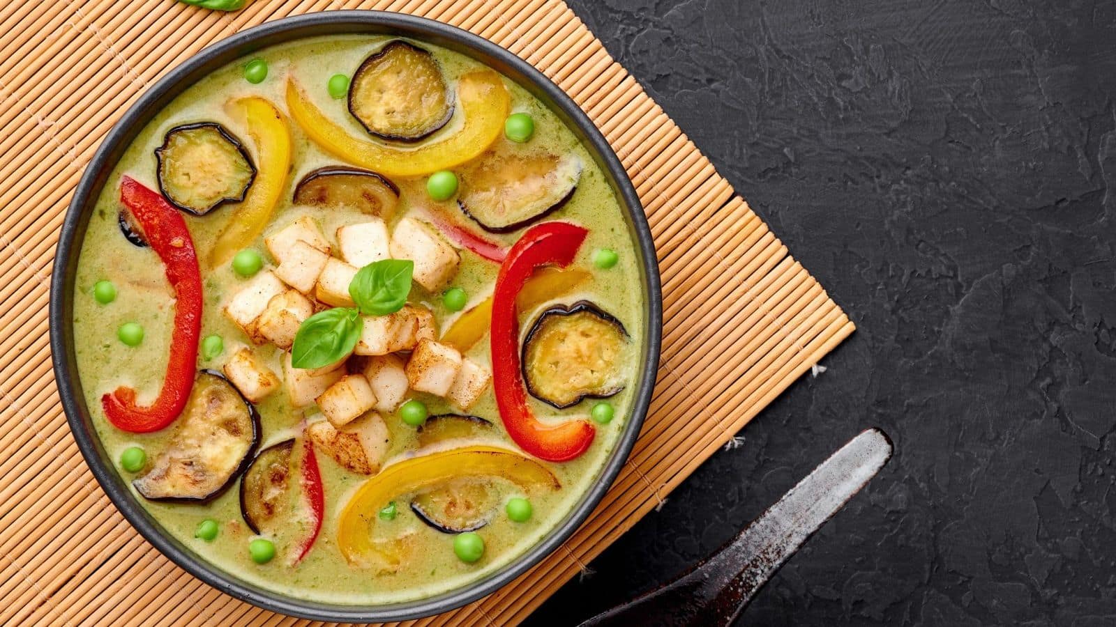 Make this zesty Thai green curry at home
