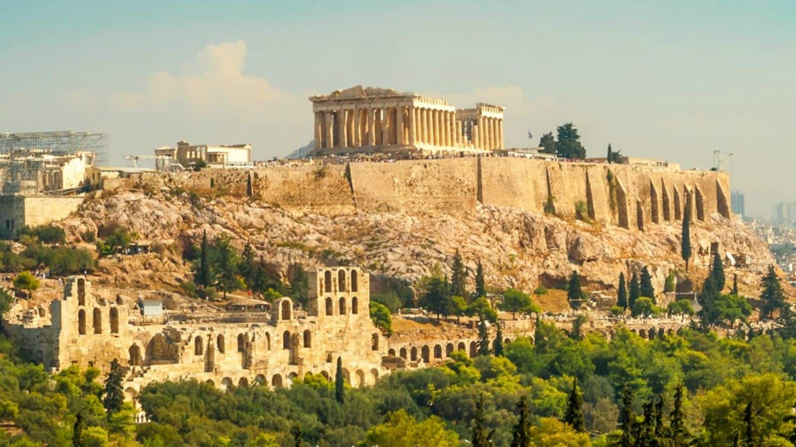 Athens' historical side: Best time to explore, how to plan