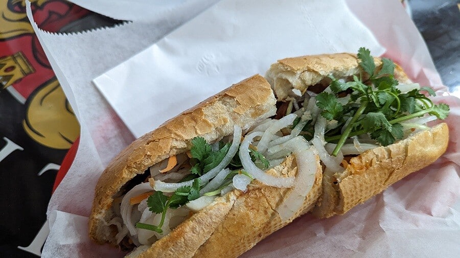 Here's how to make Vietnamese banh mi sandwich at home