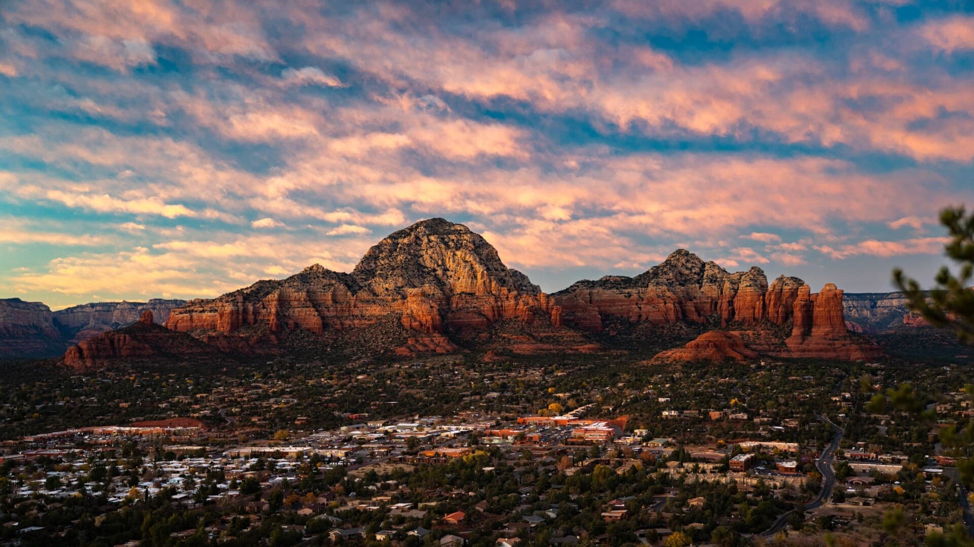 Discover serene sunrise spots in Sedona