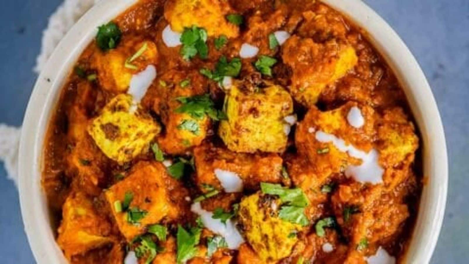 Cook this lip-smacking tofu tikka masala