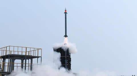 DRDO successfully test-fires medium-range surface-to-air missile, destroys target DRDO successfully test-fires medium-range surface-to-air missile, destroys target