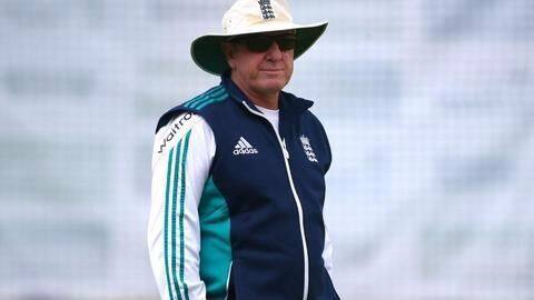 England must learn to play spin bowling: Trevor Bayliss England must learn to play spin bowling: Trevor Bayliss