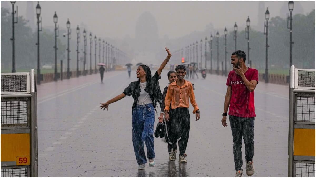 Delhi records cleanest air of 2024 amid heavy rainfall