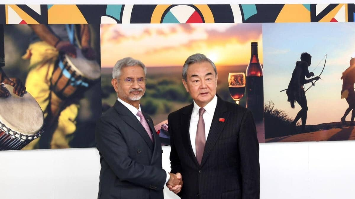 Jaishankar meets Chinese foreign minister in Johannesburg