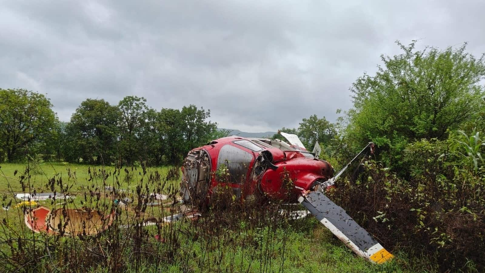 Private helicopter crashes in Pune, all 4 passengers injured 