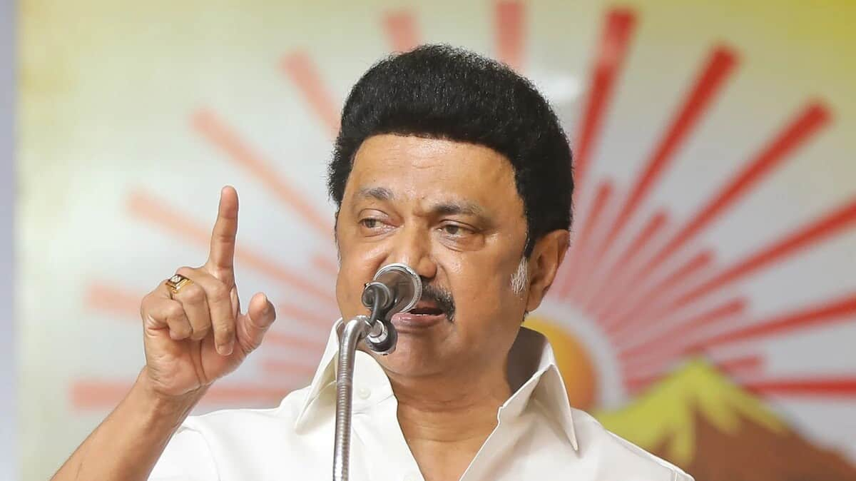 'Imposing Hindi everywhere': MK Stalin to governor amid anthem row 