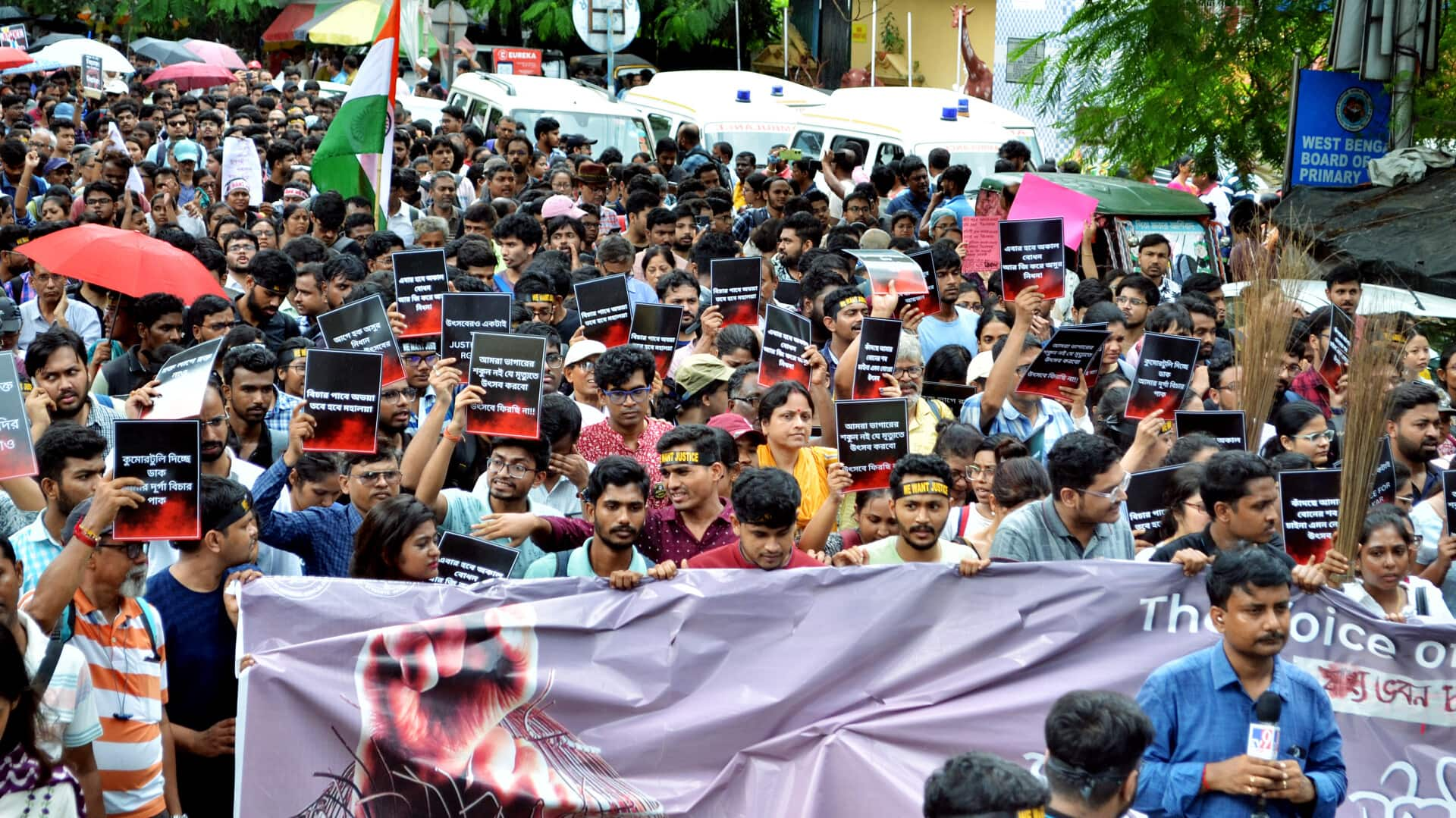 Kolkata doctor rape-murder: Protesting doctors ready to meet with Mamata  