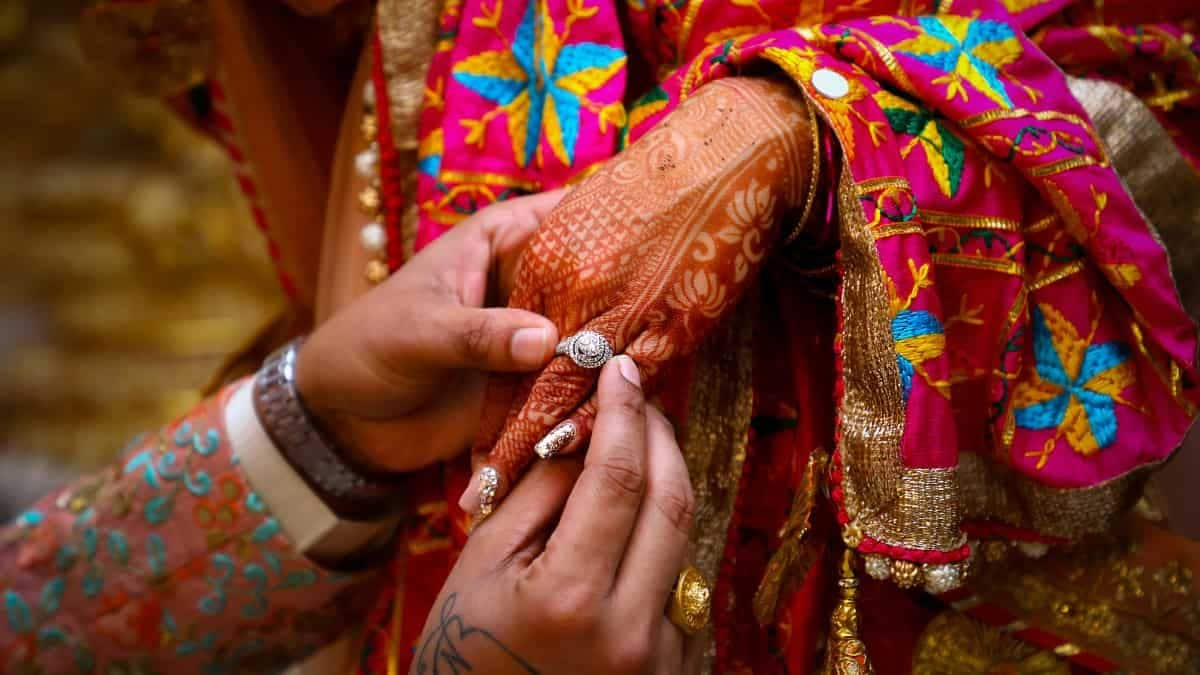 Job gone, IIM graduate scams wealthy women on matrimonial sites 