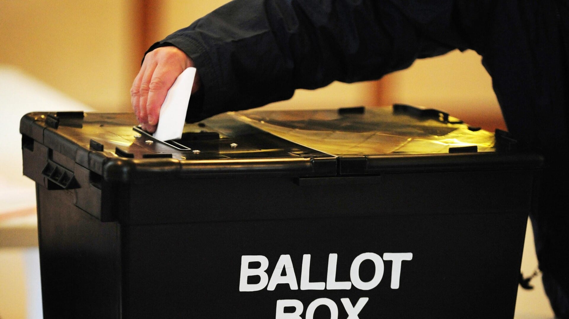 Why UK general elections are always held on Thursdays 