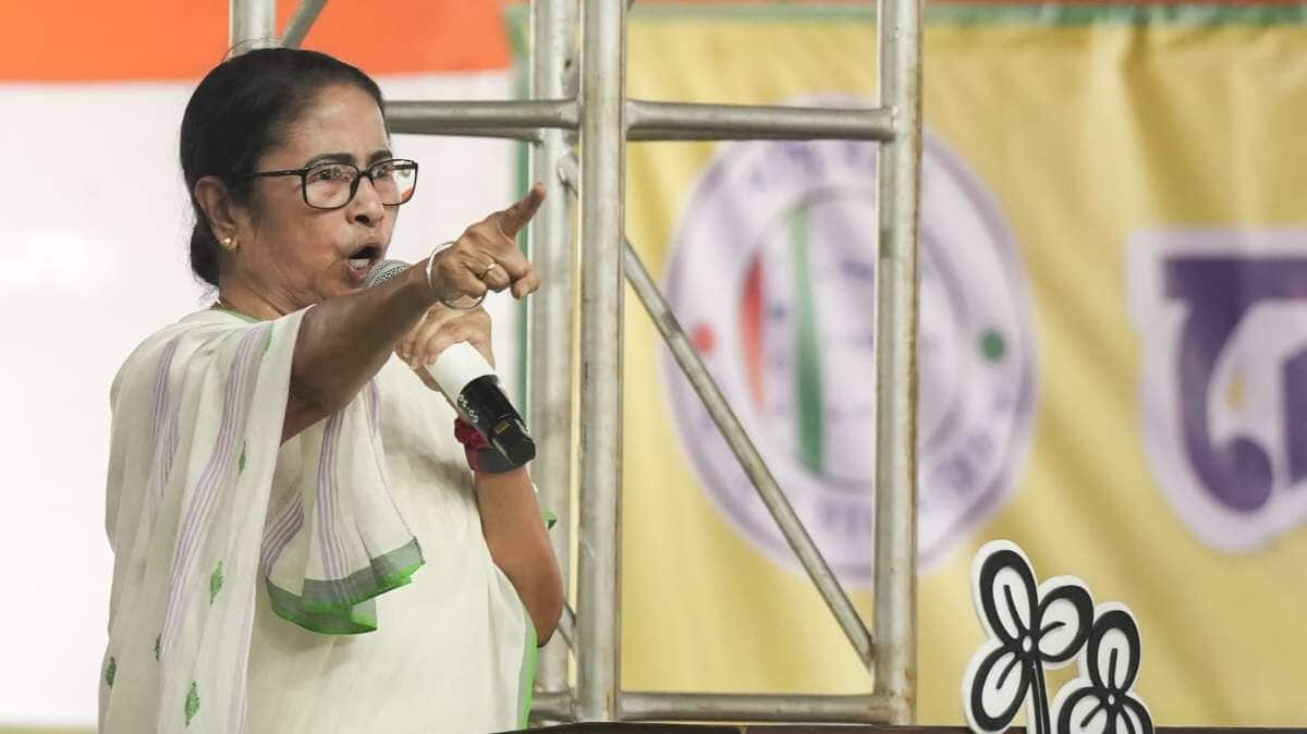 BJP slams Mamata over 'not only Bengal will burn' remark