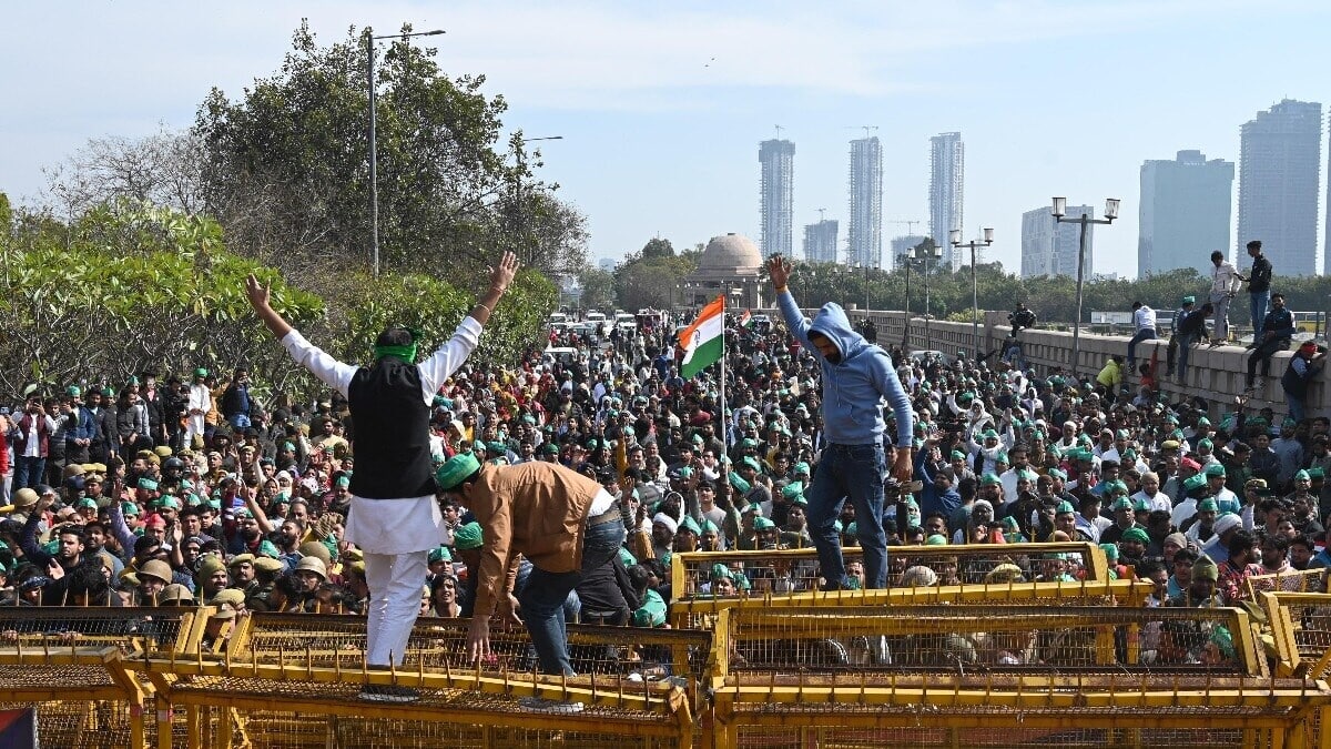 Farmers to resume 'Delhi Chalo' march today