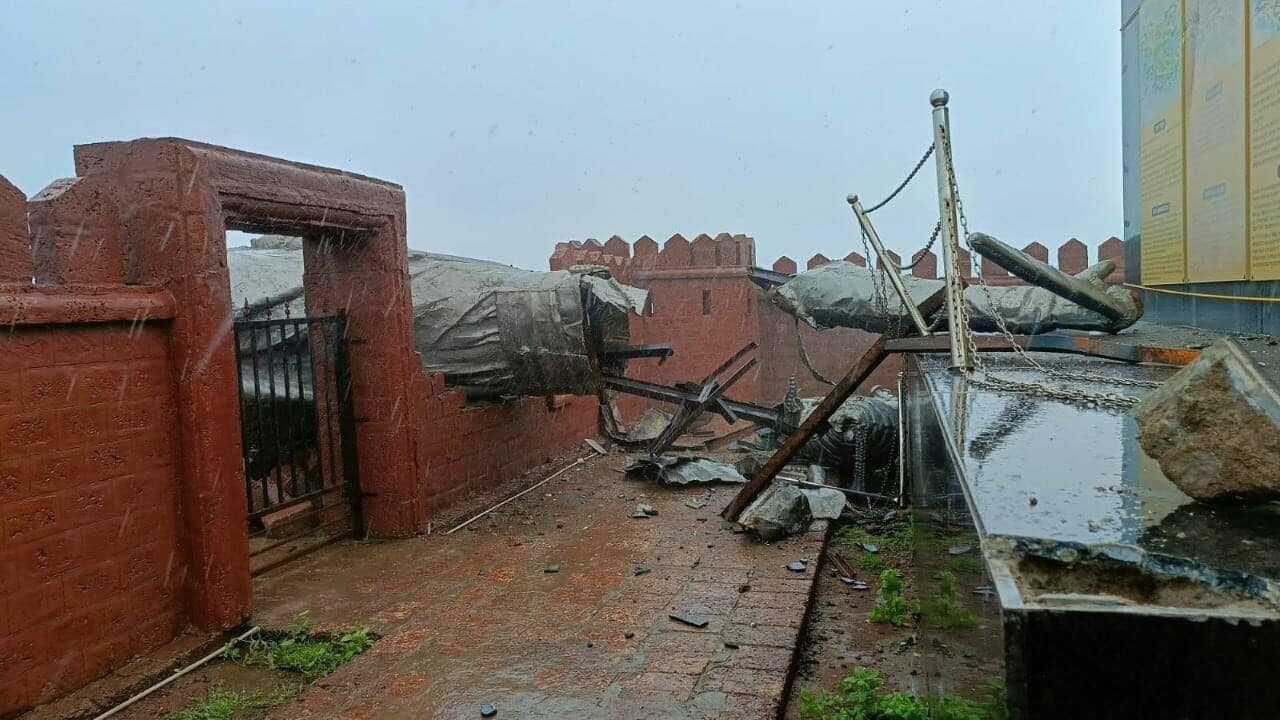 Shivaji statue collapse: Absconding contractor-sculptor Jaydeep Apte arrested