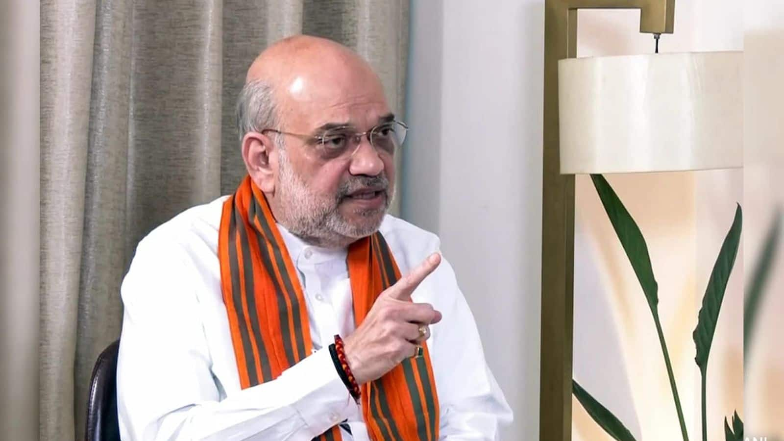 Shah responds to opposition's 'BJP plans to amend Constitution' charge 