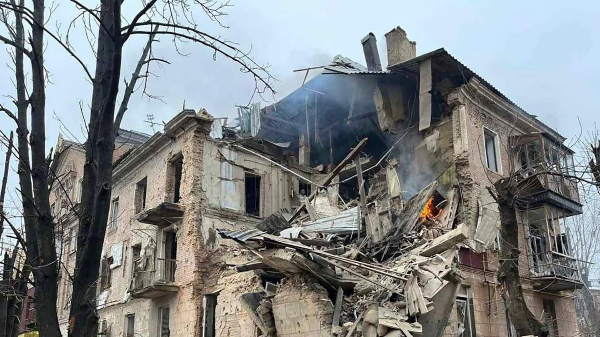 Russian missile hits hotel in Zelenskyy's hometown; kills 4