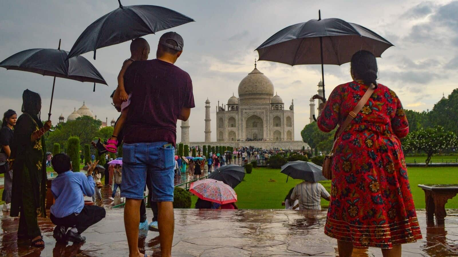 Video: Taj Mahal's main dome sees water leakage after rain