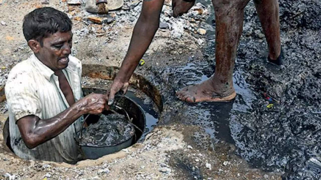 Supreme Court orders ending manual scavenging in 6 metro cities  