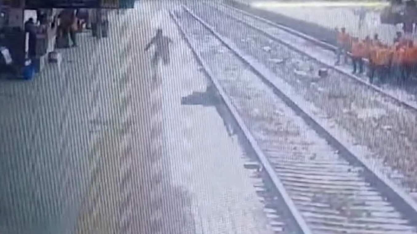 Video: Maharashtra cop saves woman hit by train 