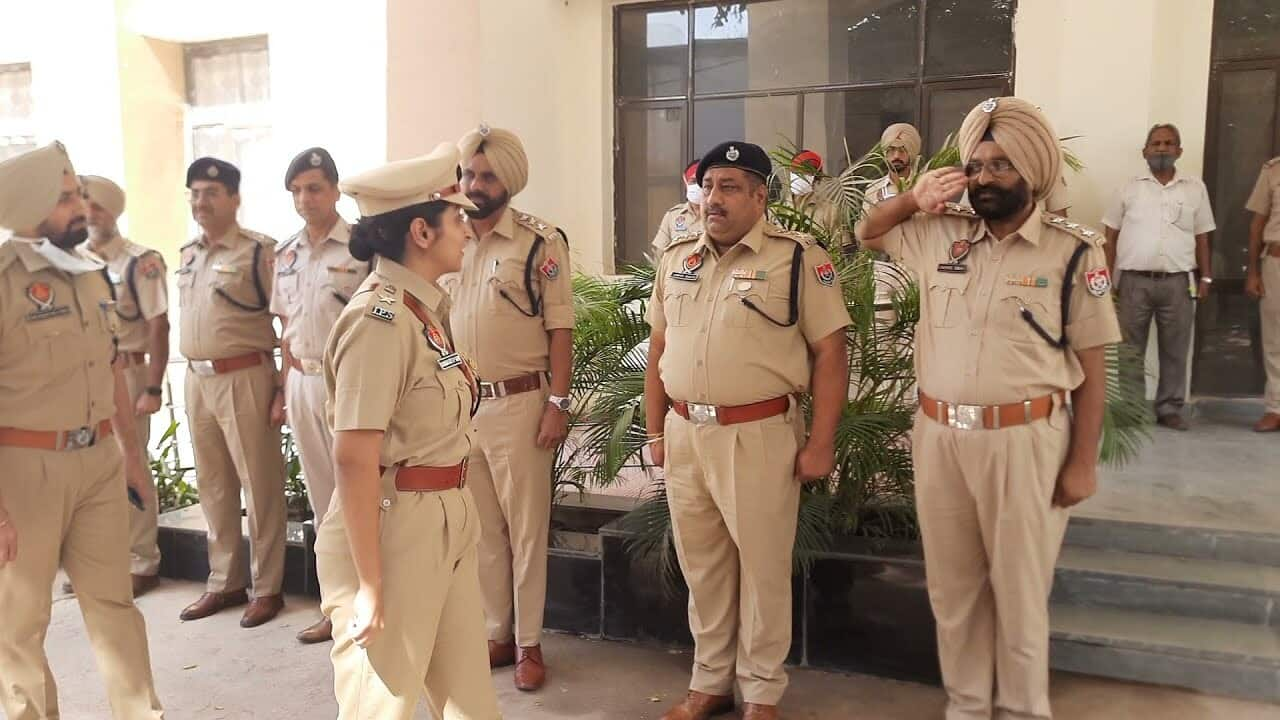 Rajasthan cop sent for training after 'improper' salute to judge 