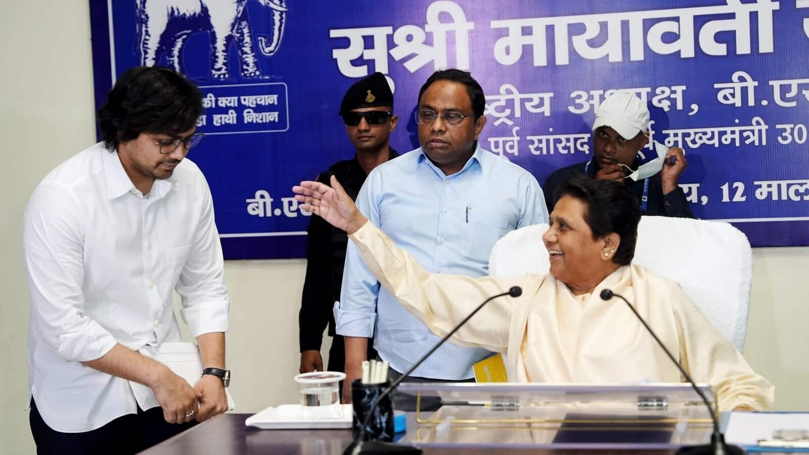 Mayawati reinstates nephew Akash Anand as successor