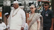 Congress sticks to 1937 resolution, won't sing full 'Vande Mataram'