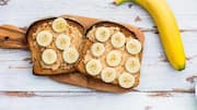 Banana and rye crispbread: 5-minute recipe